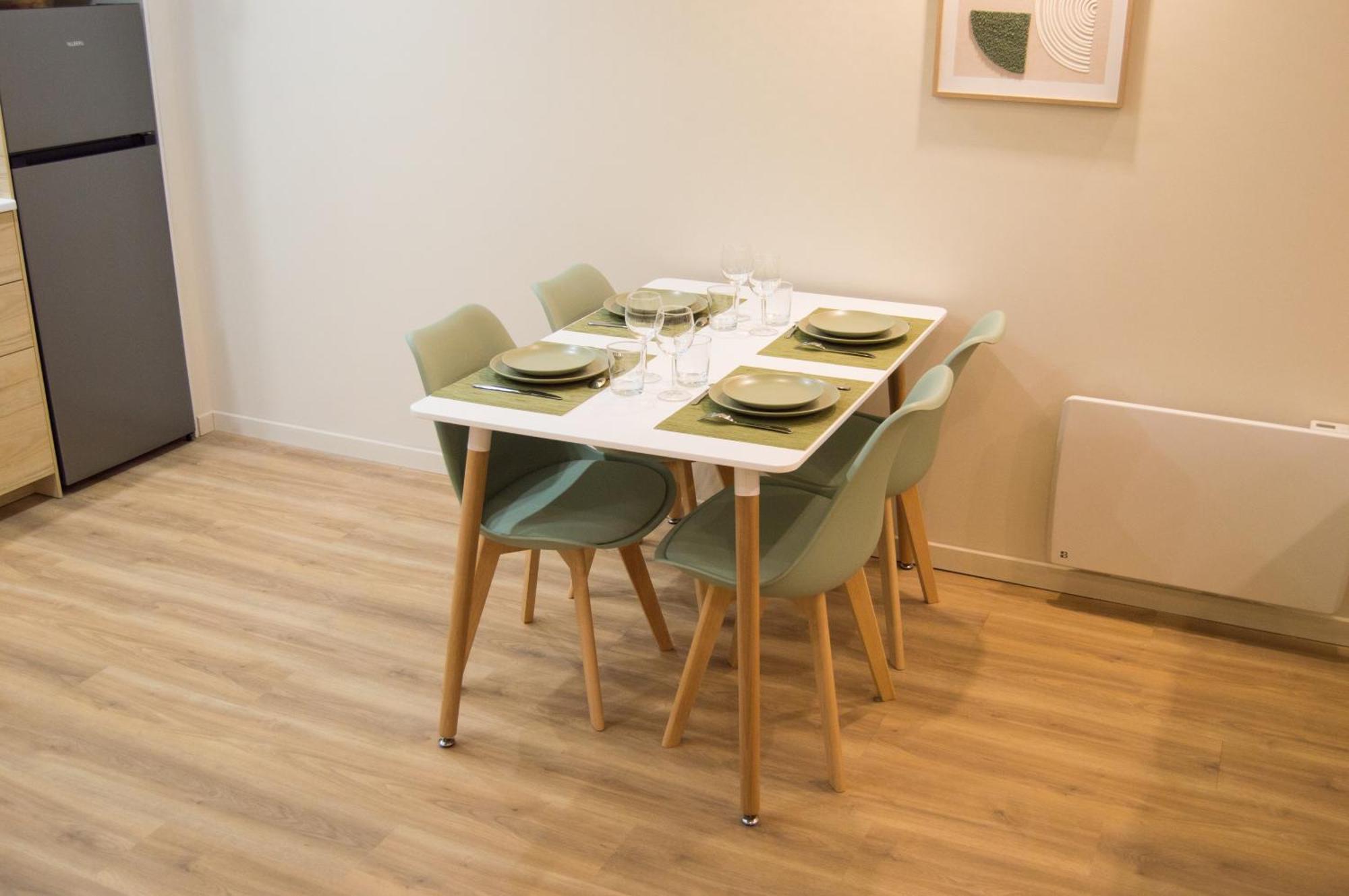 L'Atelier Vert - Balneo - Luxe - Proche Hypercentre - Classe 4 Etoiles Troyes Luaran gambar